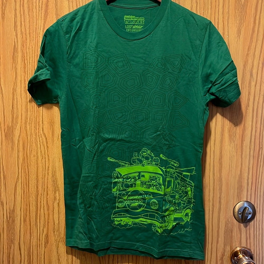TMNT Lootwear exclusive Tshirt